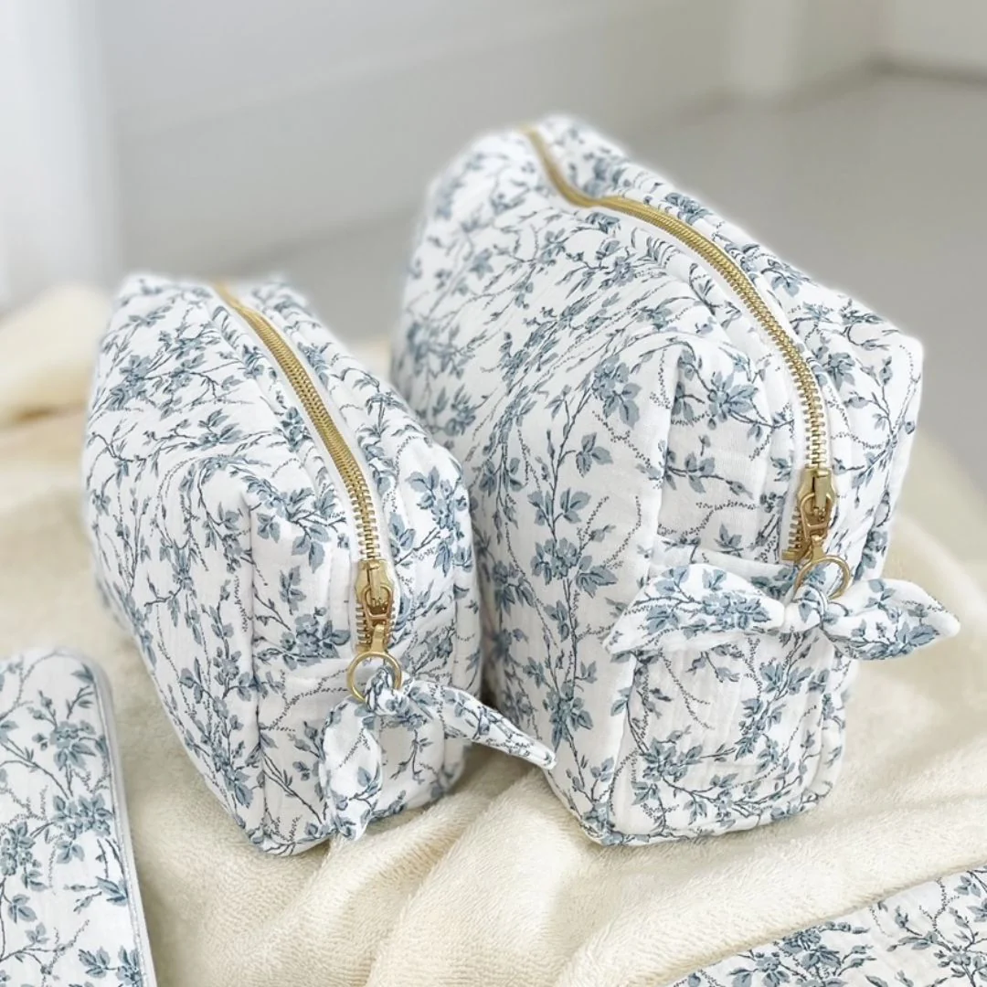 Trousse maquillage Jouy Boutique Maman Bébé Produits Essentiels Quotidien