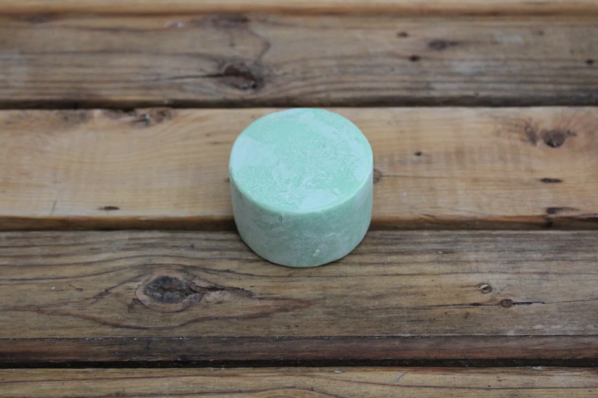 Savon de rasage – Adonis – Savonnerie Bon Bain - ​Boulangerie-Pâtisserie | Pain au Levain & Viennoiseries​ Savon de rasage laurier surgras pour 12,50 € Tadé à Paris