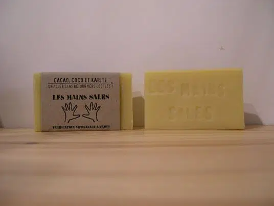 Savon toilette surgras Cacao Coco Karité Vins Rouges Harmonieux Occasion
