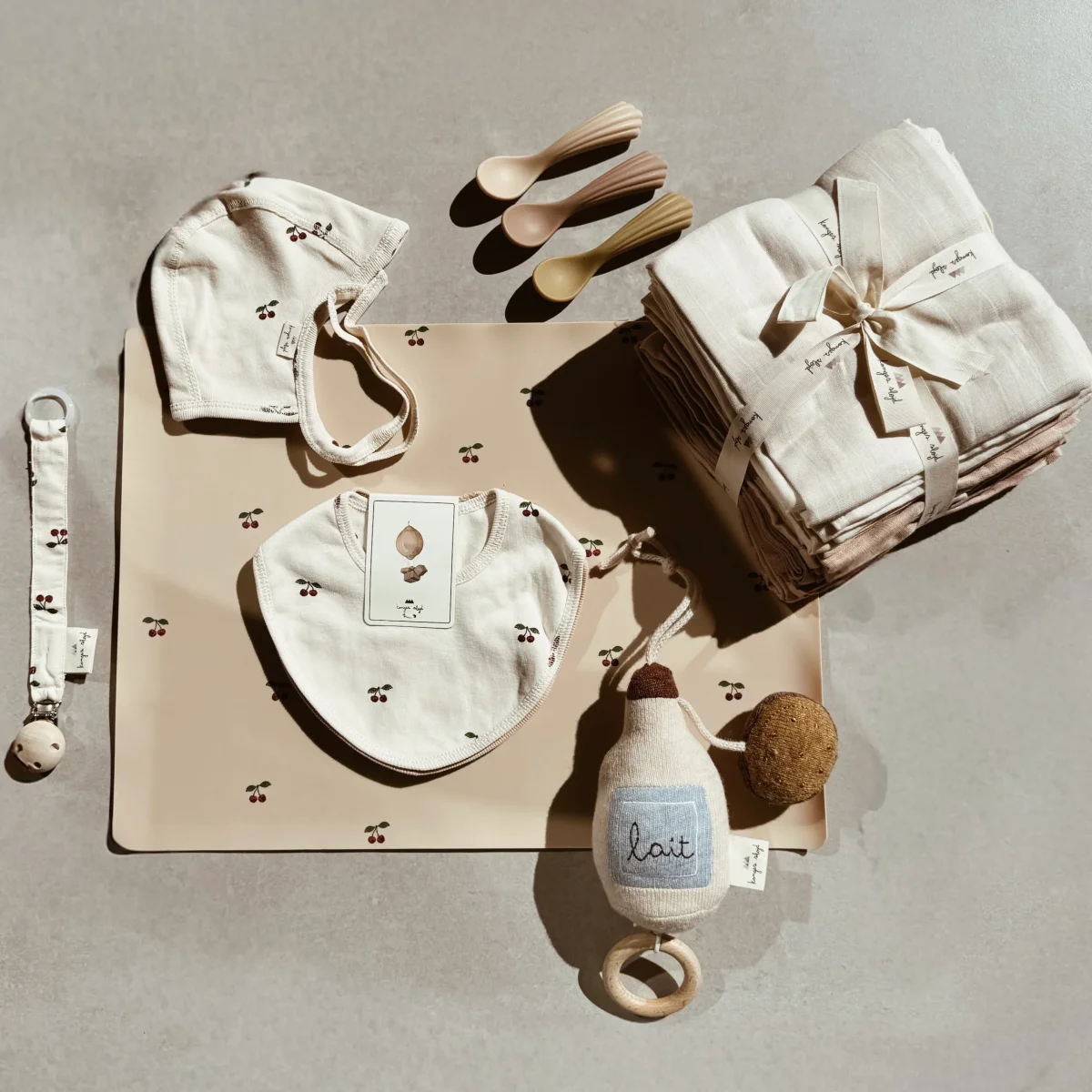 Panier Édition douceur || Gift Basket Softness Edition Boutique Bébé Ligne Soins Jouets Articles Maison