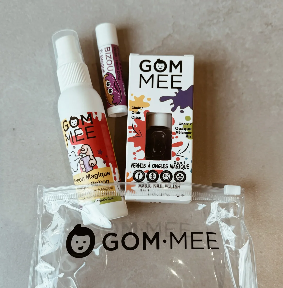 Gom-Mee - Trousse Mise en Beauté - Mauve ||Gom-Mee - Beauty Kit - Mauve - Boutique Bébé en Ligne : Soins, Jouets et Articles Maison Jouet Apaisant Chester la Chenille Violette 100% Coton Bio | Myum | Fait  Main