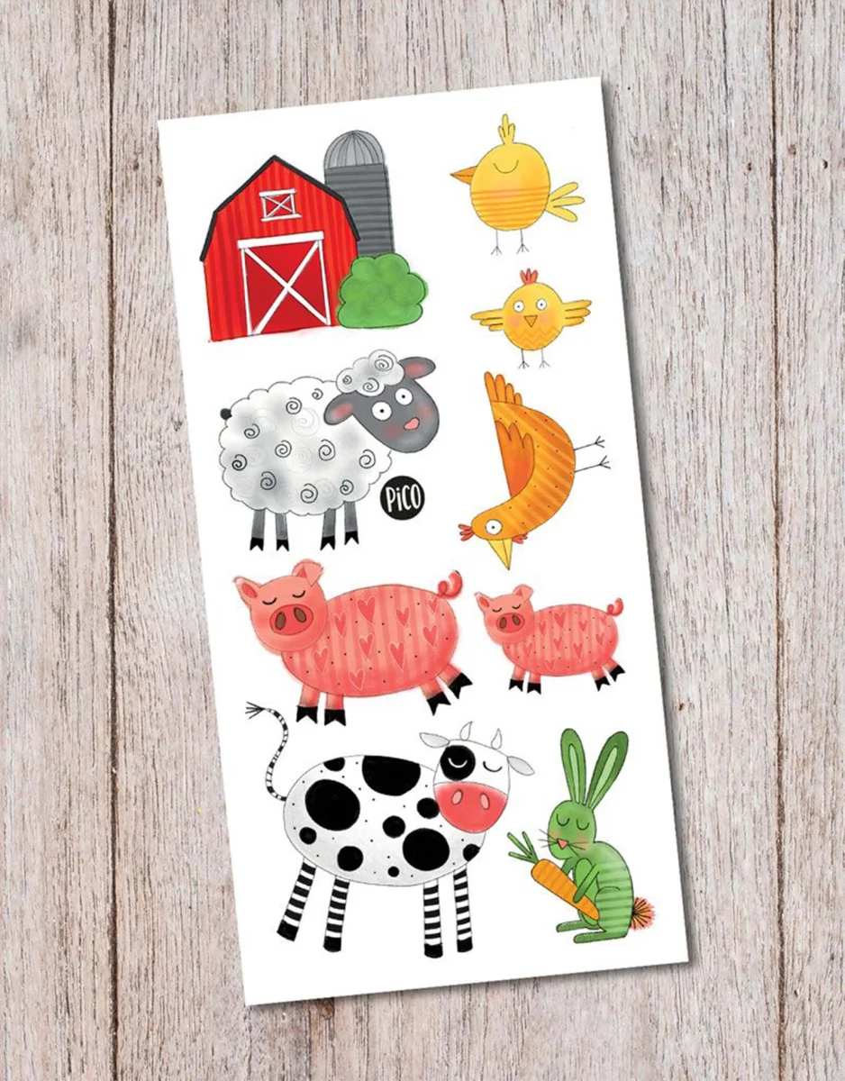 Tatouage - Ma journée à la ferme - Pico - Boutique Maman & Bébé – Produits Essentiels au Quotidien Tatouage adapté d'une photo main de bébé 😉🫶 🤘🏻💉