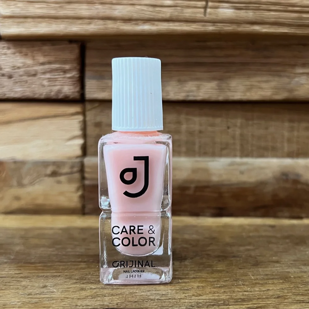 Vernis à ongles Fleur de Cerisier - Vins Rouges Harmonieux pour Chaque Occasion - Ongles bordeaux