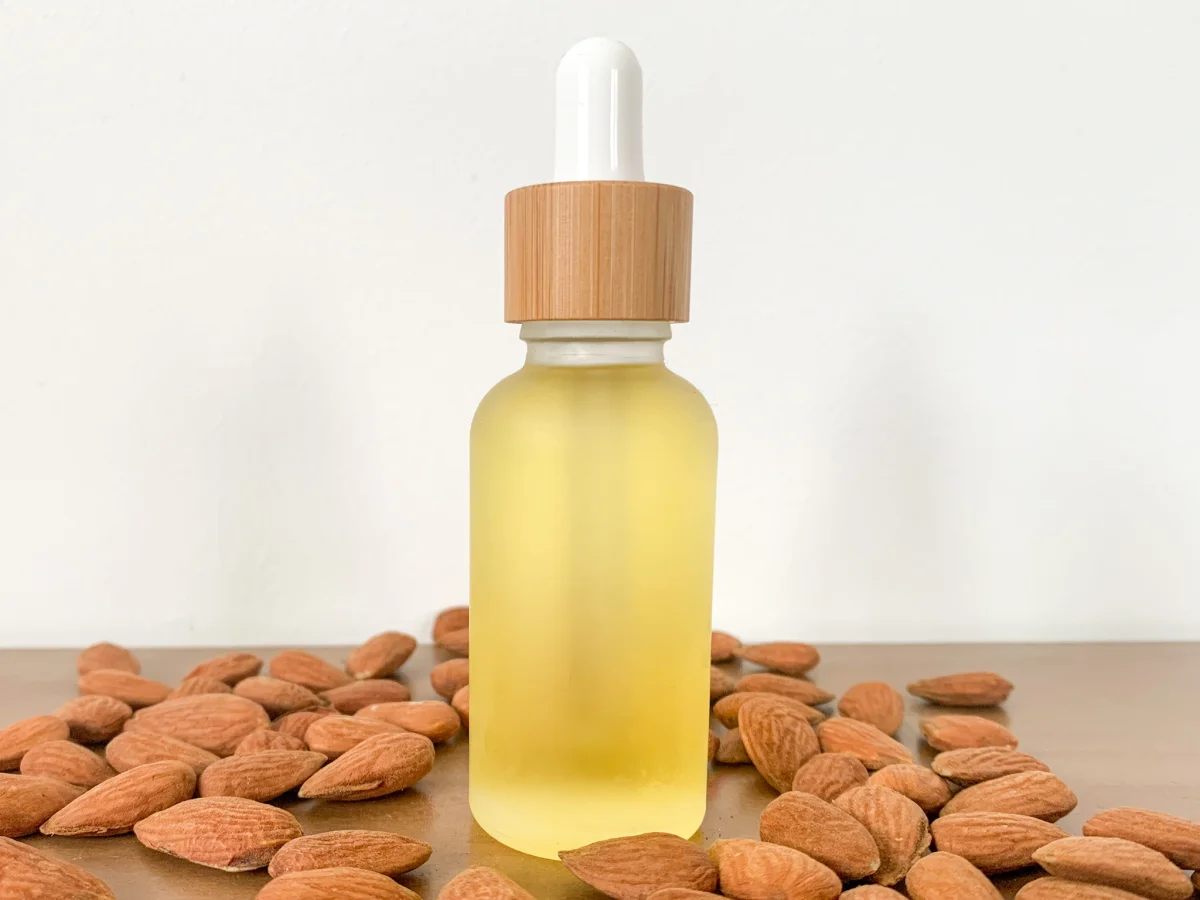 Huile vierge d’amande bio de première pression à froid - Vins Rouges Harmonieux pour Chaque Occasion - huile olive grecque huile pression froid vin occasion