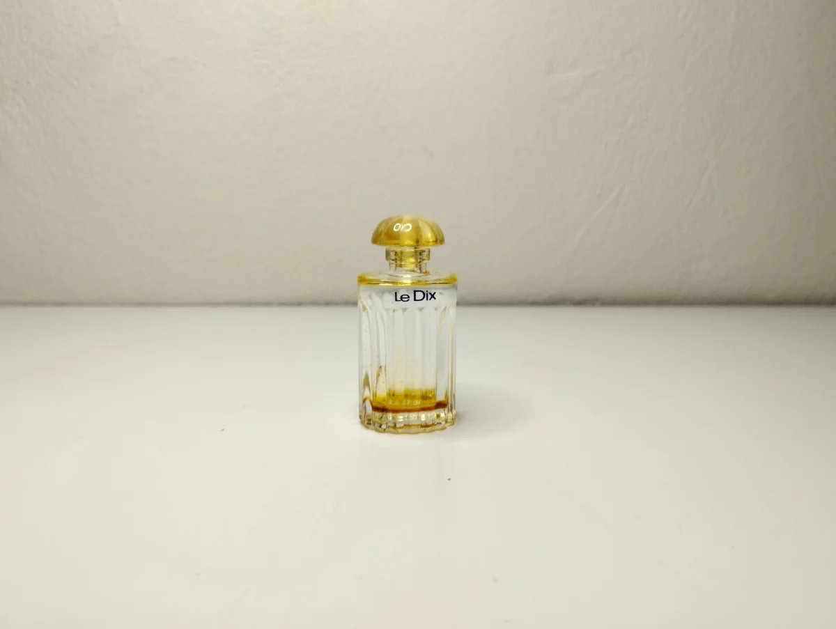 Miniature de parfum “Le dix” Balenciaga - Vins Rouges Harmonieux pour Chaque Occasion - parfum vintage miniature parfum occasion