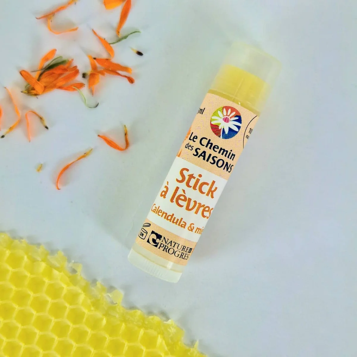 Stick à lèvres miel et calendula bio, 7ml - ​Boulangerie-Pâtisserie | miel Pain au Levain & Viennoiseries